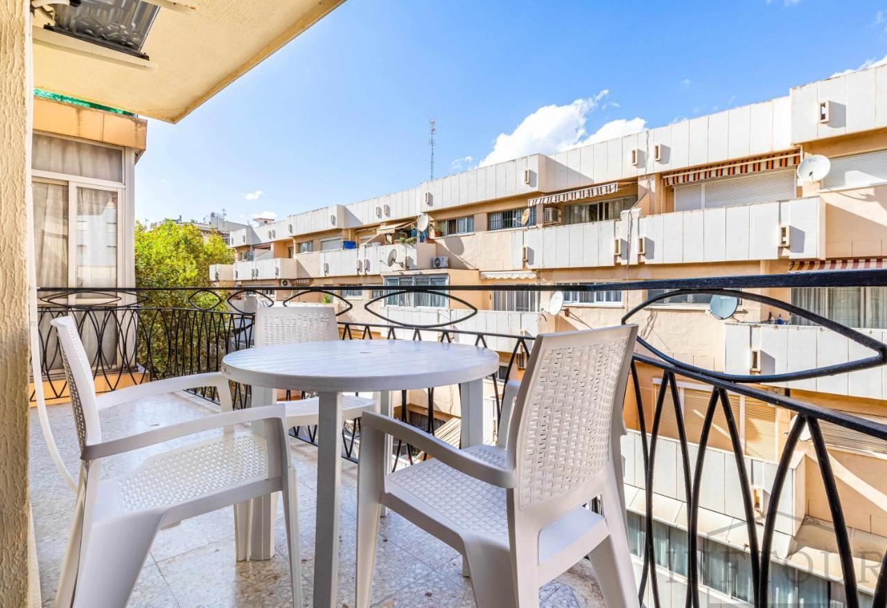 Inftour Paola III Apartamento Калпе Екстериор снимка
