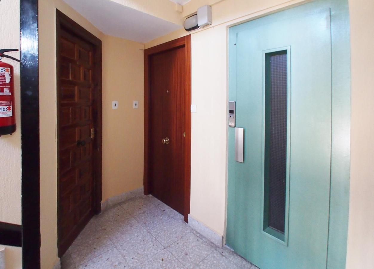 Inftour Paola III Apartamento Калпе Екстериор снимка